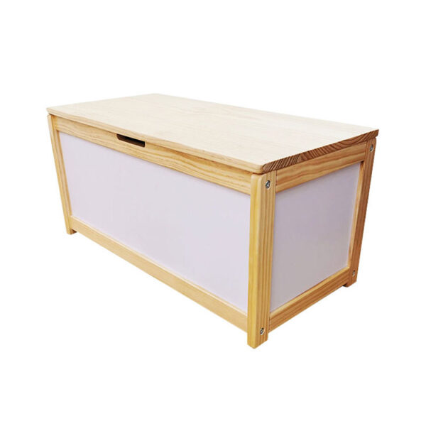Fynn Toy box
